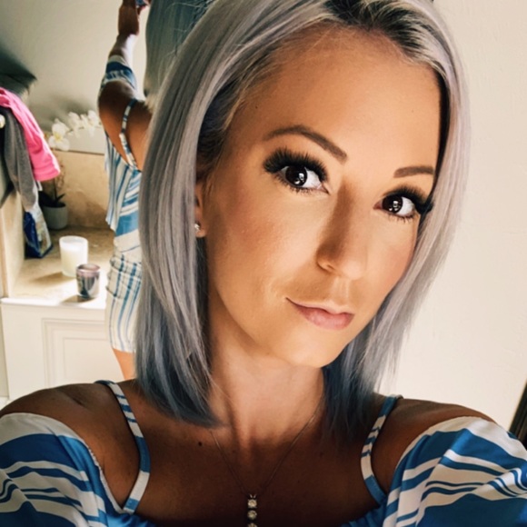 Meet your Posher, Amber - Picture 3 of 3